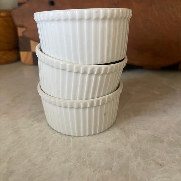 Apilco France set of 3 porcelain ramekins 3-1/4” - Picture 1 of 9